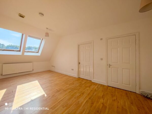 Uplands Close, Woolwich, London SE18