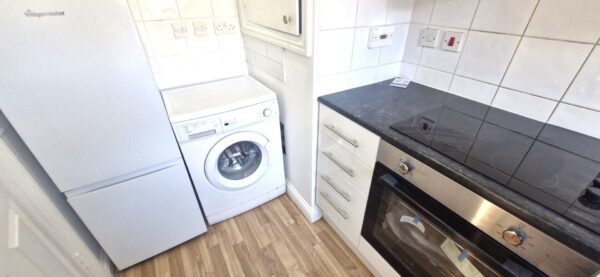 Uplands Close, London, Greater London, SE18