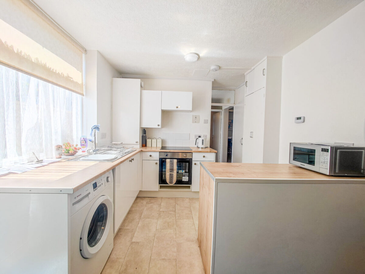 40A, The Oval, Sidcup, DA15